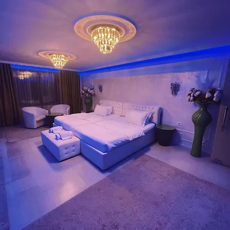 Rosa Blu Tirana