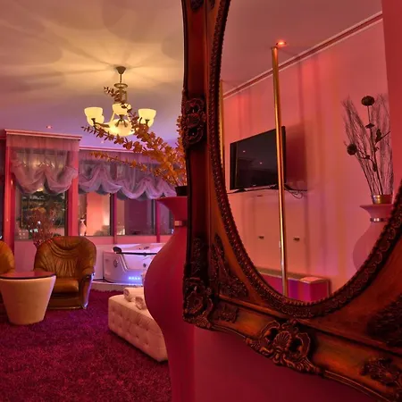 Rosa Blu 4* Tirana