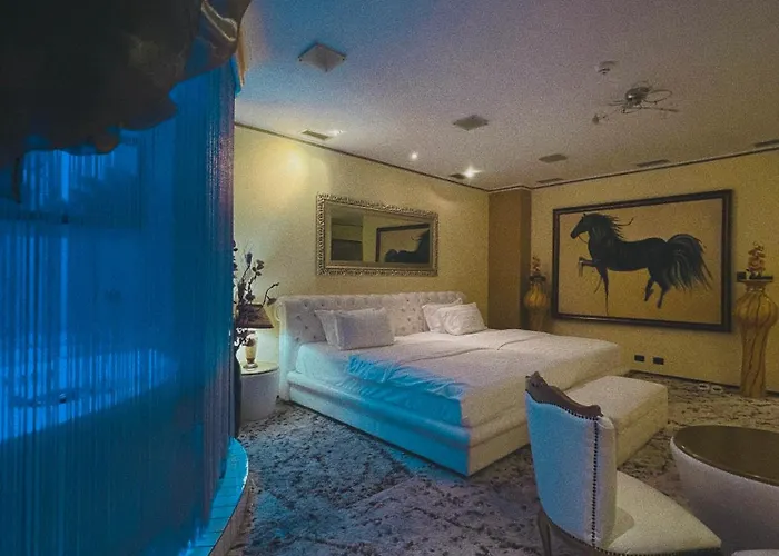 ホテル Rosa Blu ティラナ